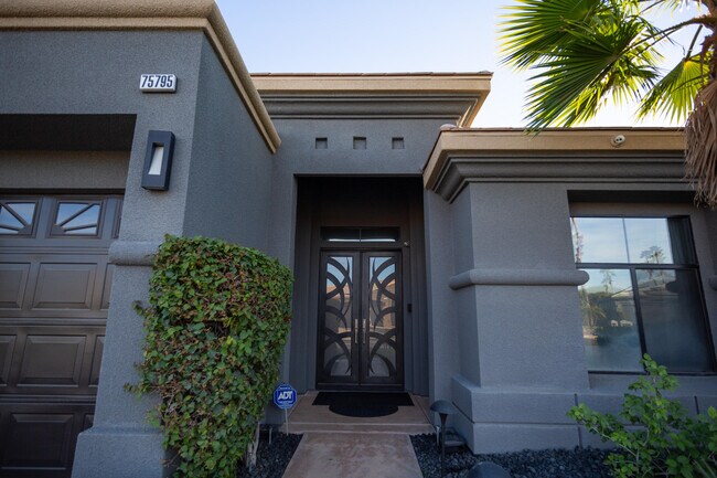 Foto del edificio - 75795 Nelson Ln