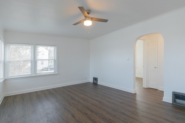 Building Photo - 2704 Lawndale Ave