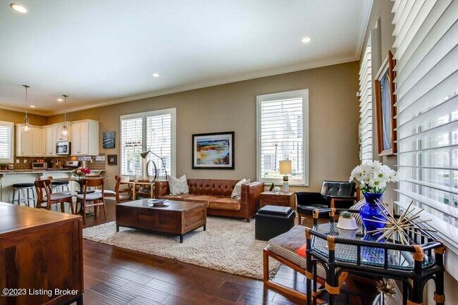 Foto del edificio - 6121 Mistflower Cir