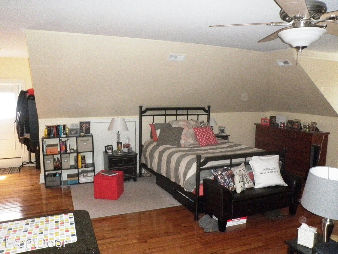 Foto principal - 3717 Westminster Pl