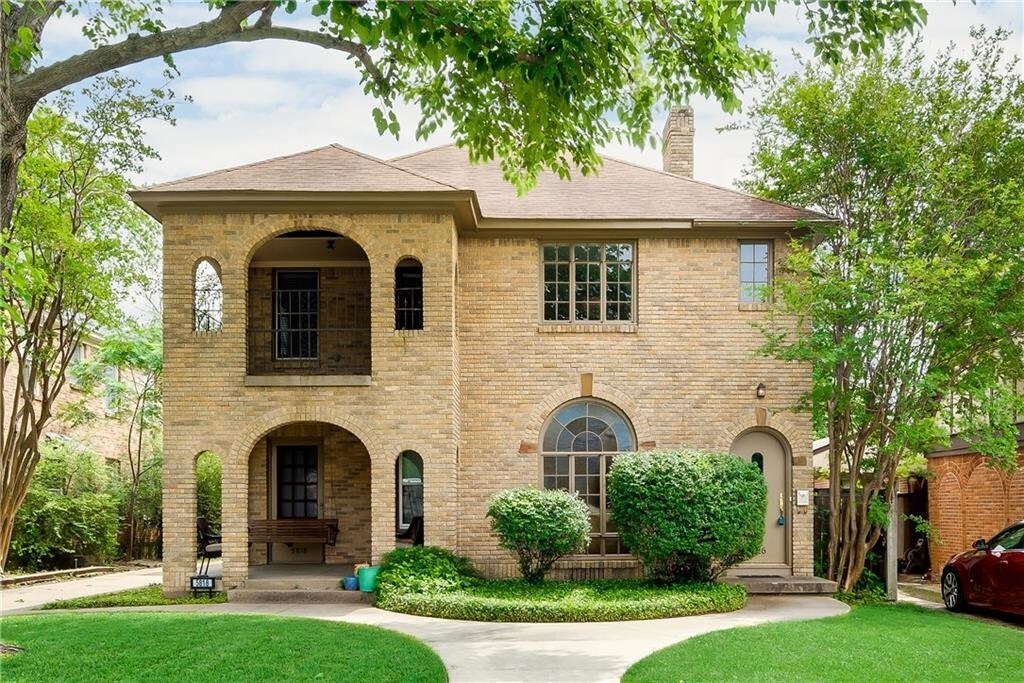 Foto principal - 5816 Goodwin Ave