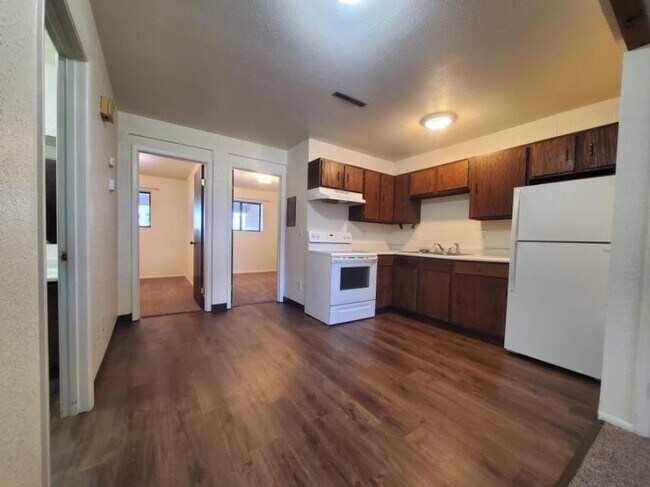 Building Photo - 2 bedroom in Billings MT 59102