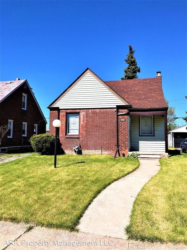 Primary Photo - 3 br, 1 bath House - 9997 Whitcomb St