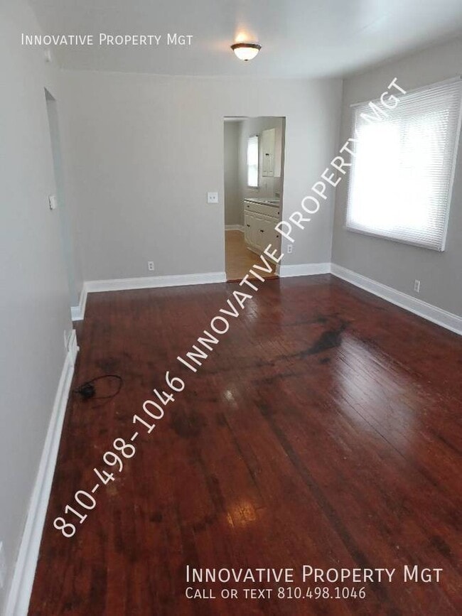 Foto del edificio - 2 bedroom with a garage!
