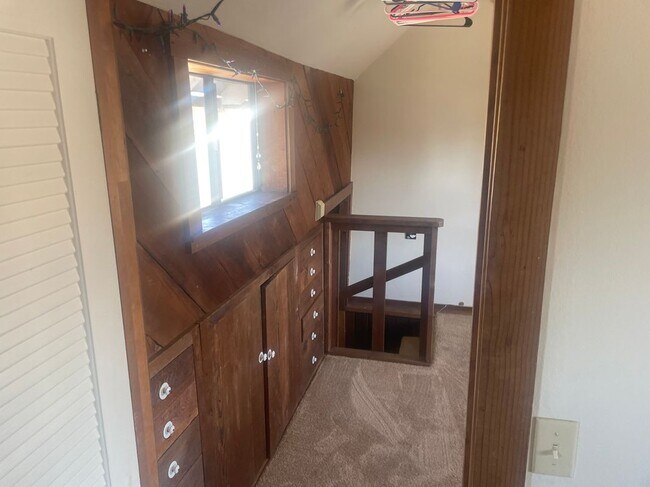 Foto del edificio - 315 Cypress Ave