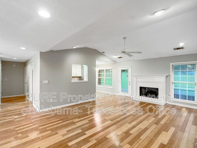 Building Photo - 3108 Wisteria Ln