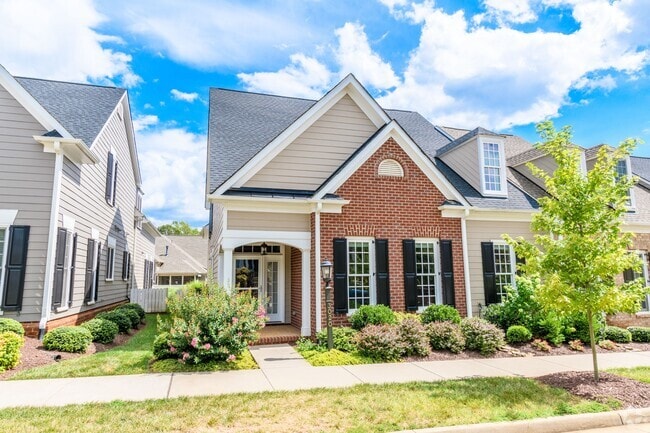 Building Photo - 3020 Glen Valley Dr