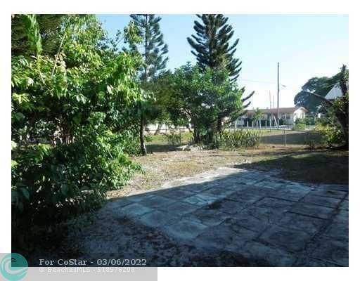 Foto del edificio - 3516 Avenue K