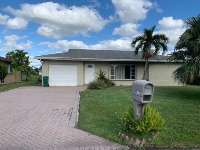 Foto del edificio - 7402 NW 94th Ave