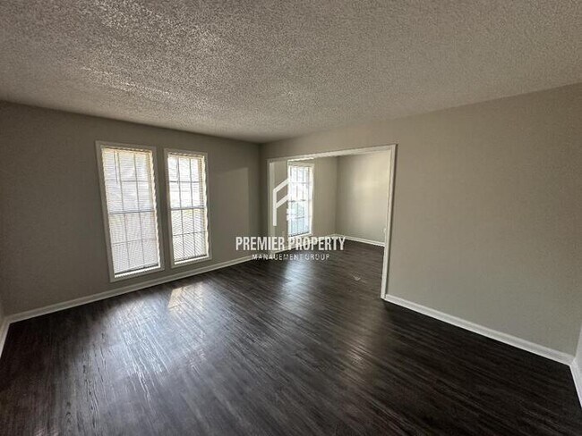 Building Photo - 4125 Berrybrook Rd