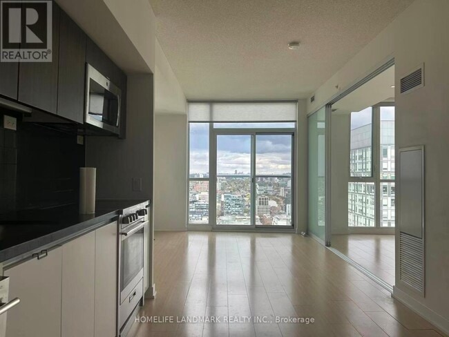 Building Photo - 85 Queens Wharf Rd