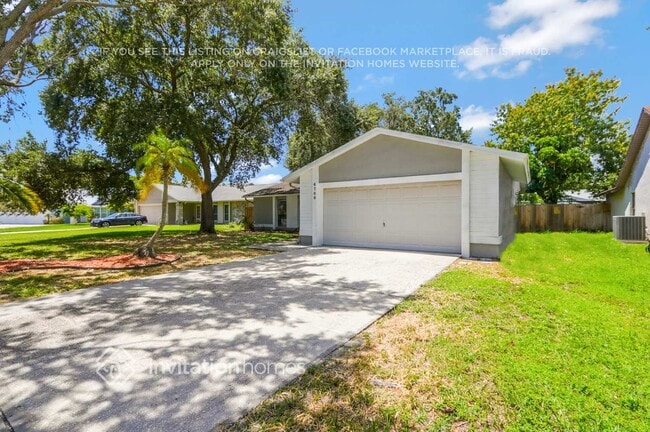 Foto del edificio - 6708 Commodore Way