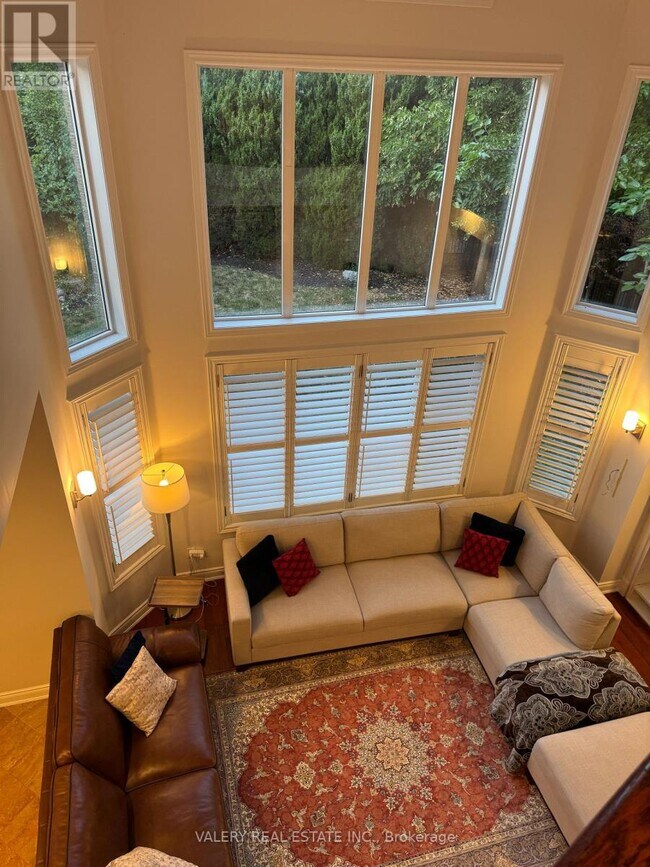 Photo du bâtiment - 3279 Raspberry Bush Trail