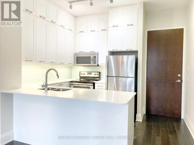 Building Photo - 2480-2480 Prince Michael Drive