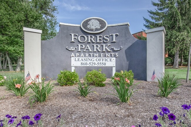 Building Photo - Forest Park Apartments