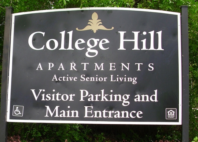 Building Photo - College Hill Apartments