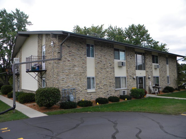 Building Photo - 862-888 Wheelock Ave