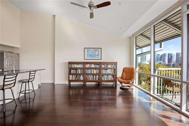 Foto del edificio - 1600 Barton Springs Rd