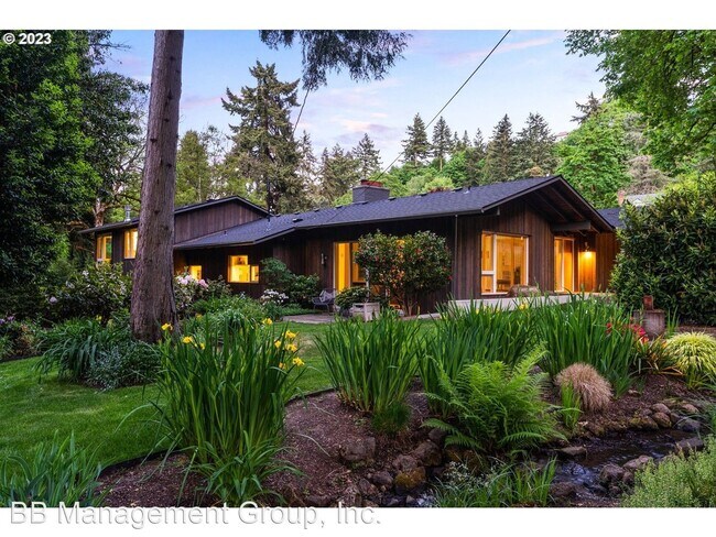 Building Photo - 4 br, 3 bath House - 1601 S Carey Lane