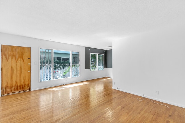 Foto del edificio - 1129 Lincoln Blvd