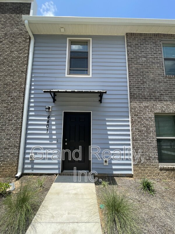 4401 Village Oak Ln, Pace, FL 32571 Townhome Rentals in Pace FL