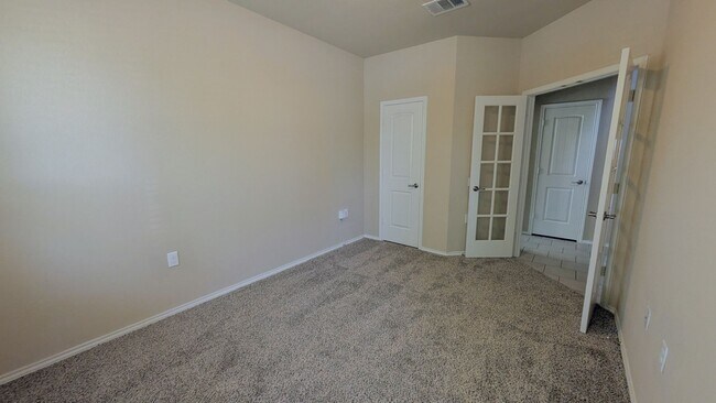 Building Photo - 5927 Cielo Ranch