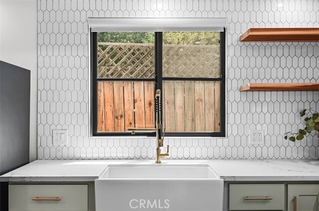 Foto del edificio - 720 W Altadena Dr