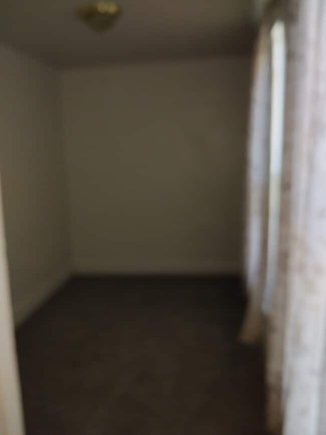 Upstairs bedroom - 409 Michigan St