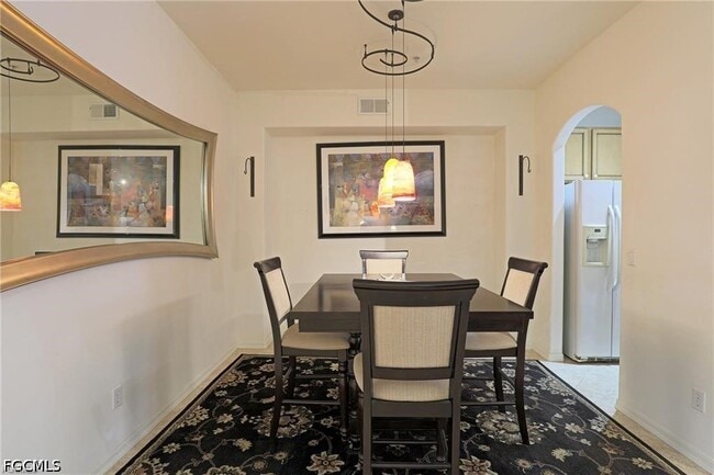 Building Photo - 13225 Silver Thorn Loop