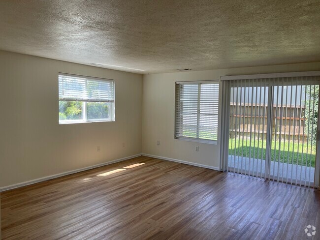 Building Photo - 8948 N Pamela St
