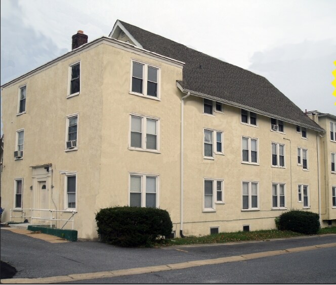 Primary Photo - 20 Glenrich Ave