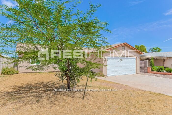 Foto del edificio - 2234 W Bowker St S