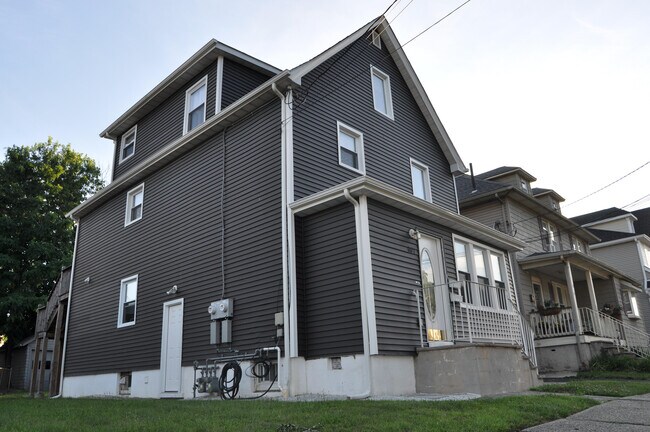 Foto del edificio - 107 Winslow Plz