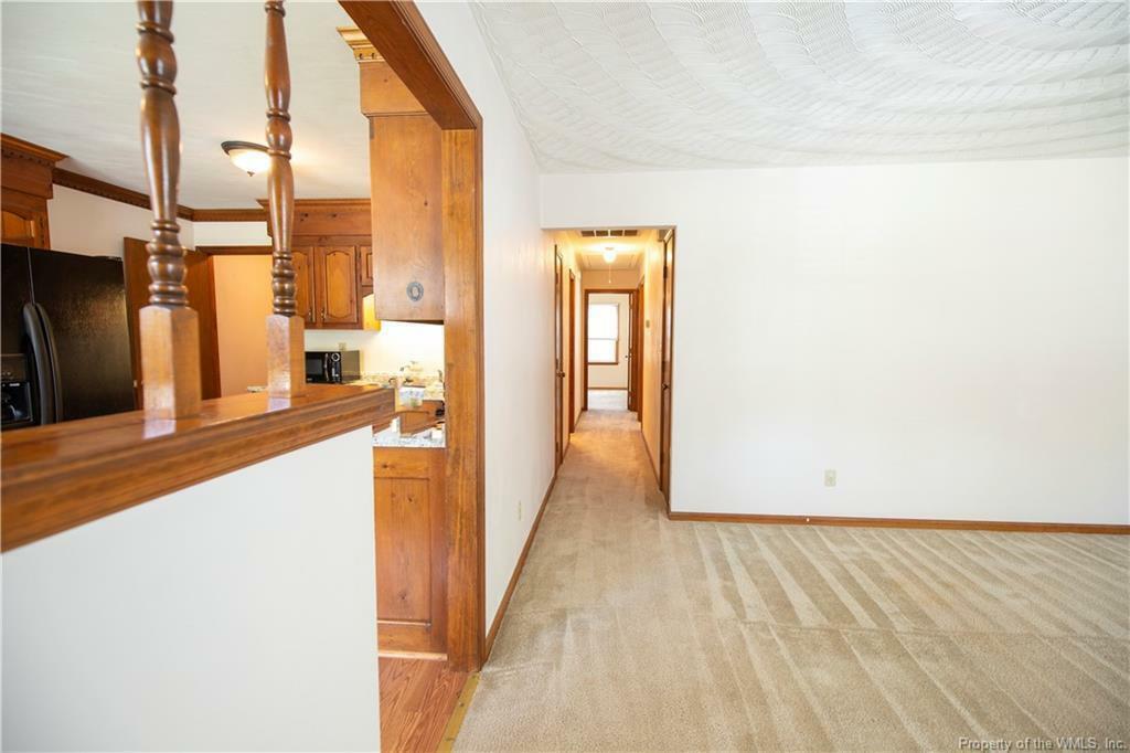 Building Photo - 1115 Laurel Ave
