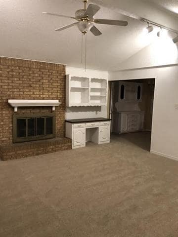 Building Photo - 1011 Greenway Dr