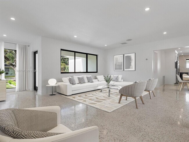 Foto del edificio - 1751 NE 138th St