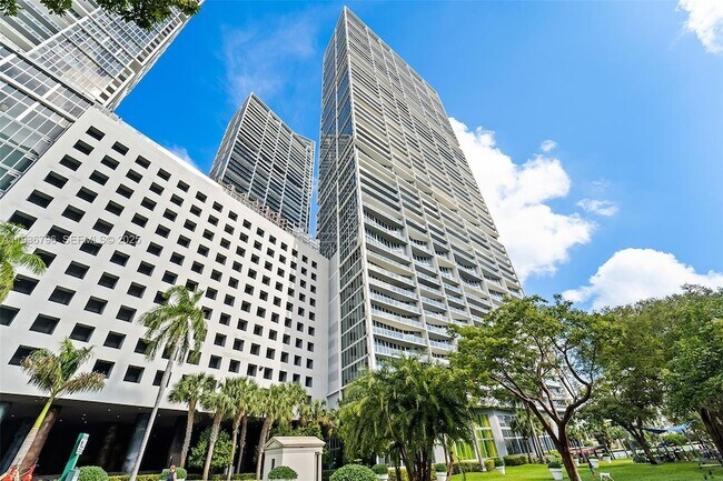 Foto del edificio - 495 Brickell Ave