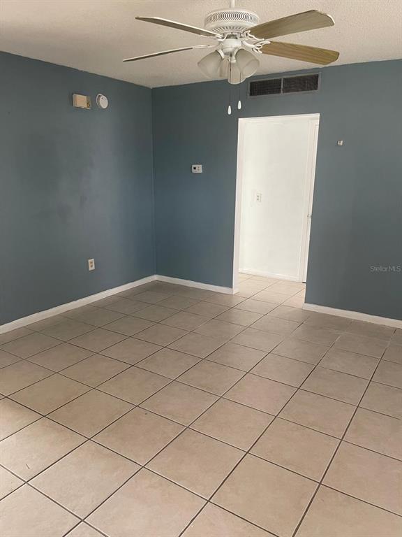 Building Photo - 5505 Hernandes Dr