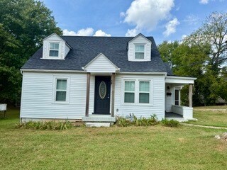 Building Photo - 121 Elliott Dr