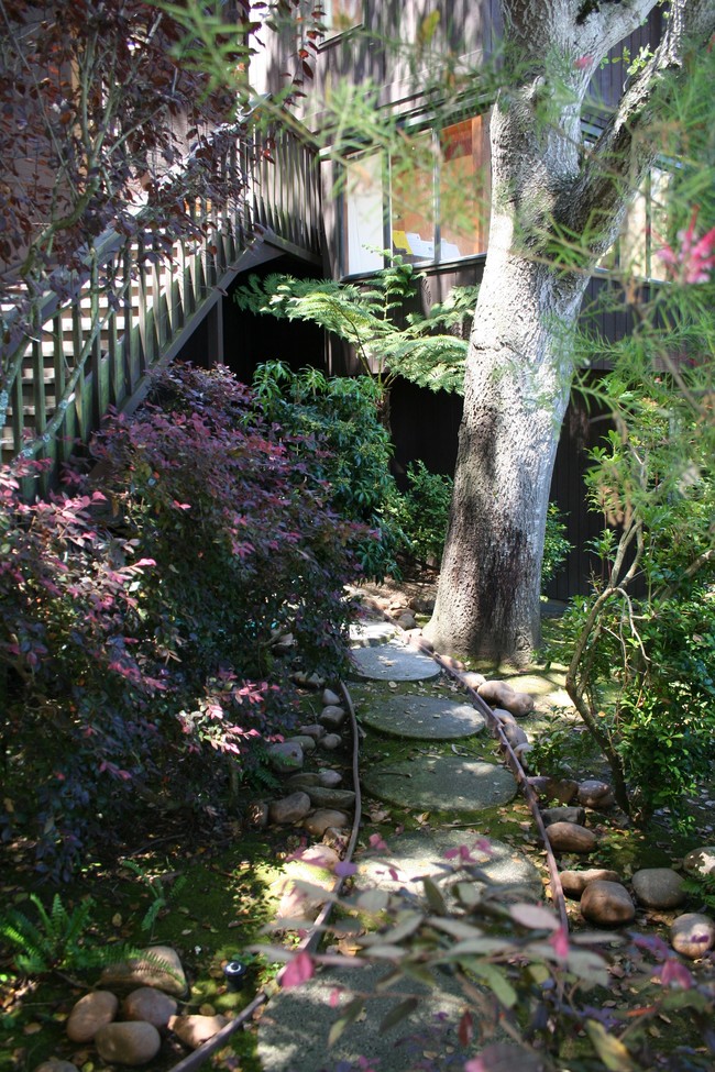 Front entrance - 1423 Rifle Range Rd