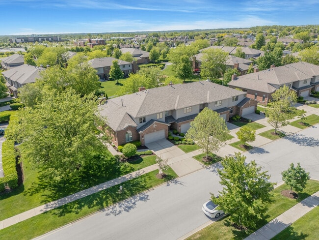 Building Photo - 17964 Upland Dr