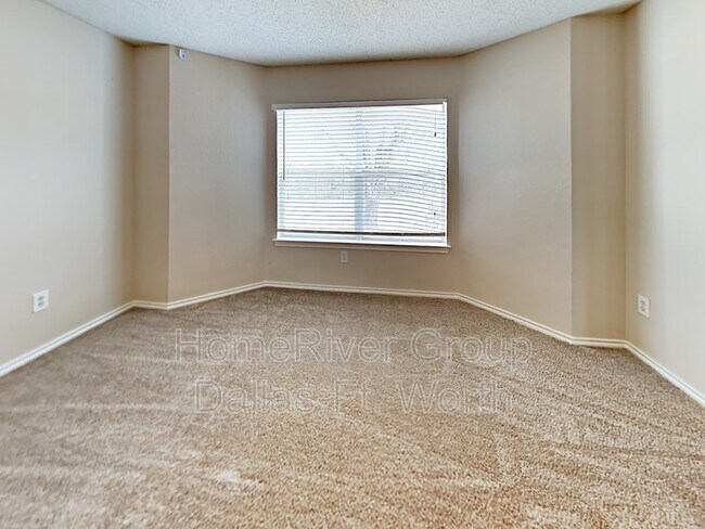 Building Photo - 5277 Chessie Cir