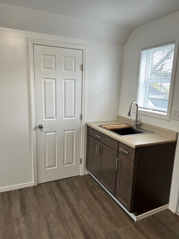 1318 S 3rd St Unit 3, Mount Vernon, WA 98273 Room for Rent in Mount