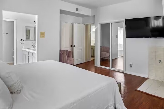 Foto del edificio - 212 N Catalina Ave