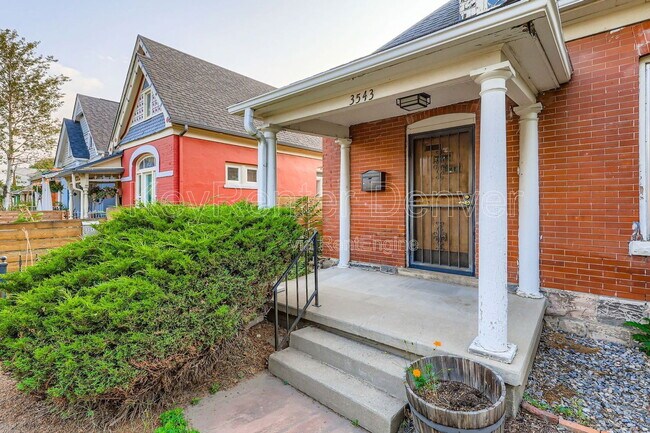 Foto del edificio - 3543 N Humboldt St