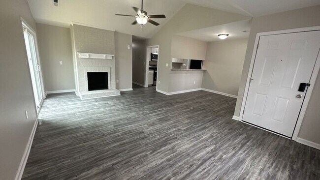 Building Photo - NOW AVAILABLE! - 8634 Mission Hills Rd, Ch...