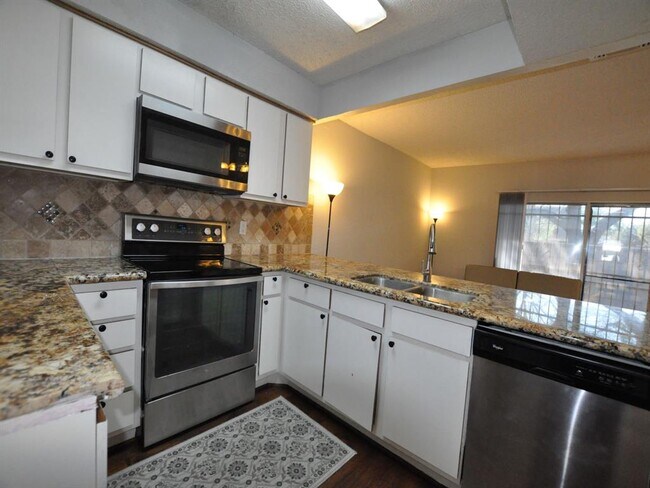 Foto del edificio - 12908 Greenway Chase Ct