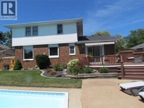 Building Photo - 1097 McDougall Ct