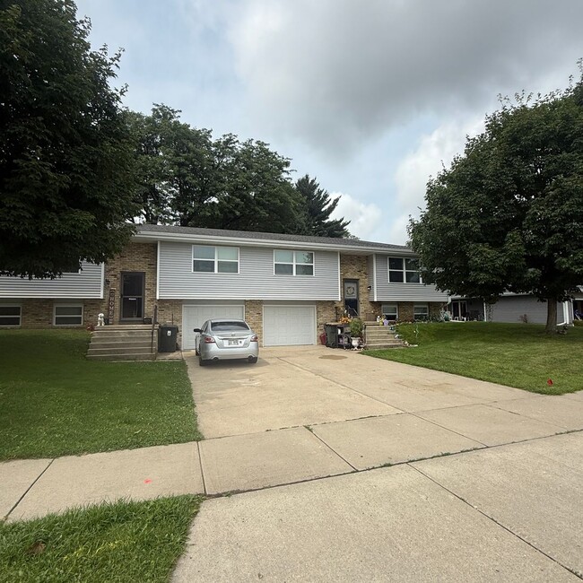 Foto del edificio - 2000/2004 Wyoming Ave