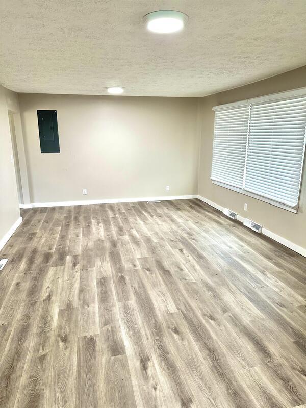 Building Photo - 4341 W Whiteland Rd